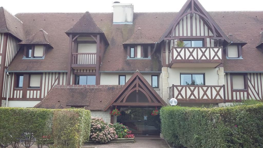 Ferienwohnung Les Manoirs Deauville Exterior foto